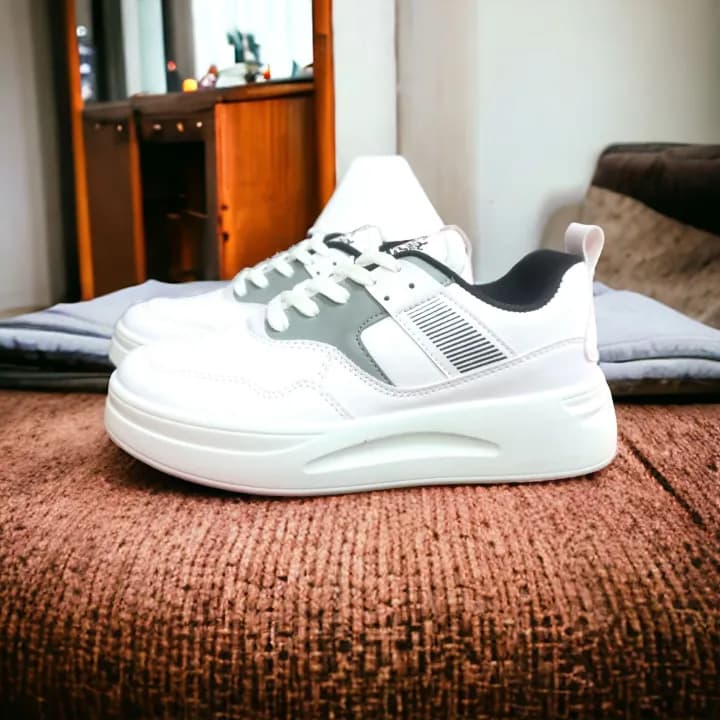 Cute And Lovely Design Shoes For Women